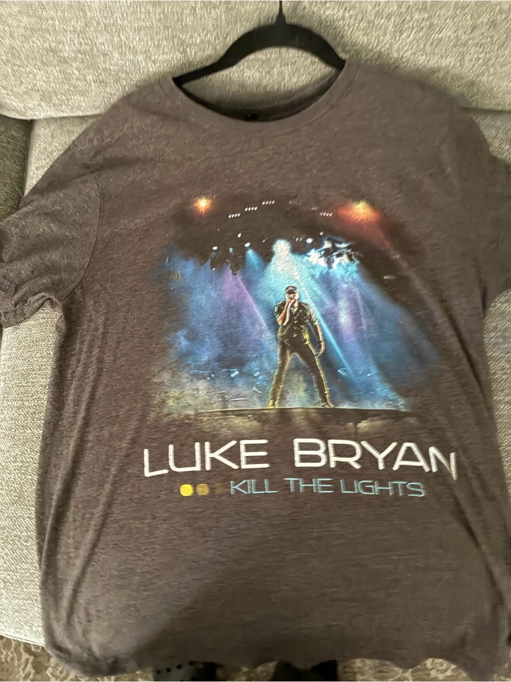 Official Luke Bryan "Kill the Lights" tour graphic t-shirt, Large